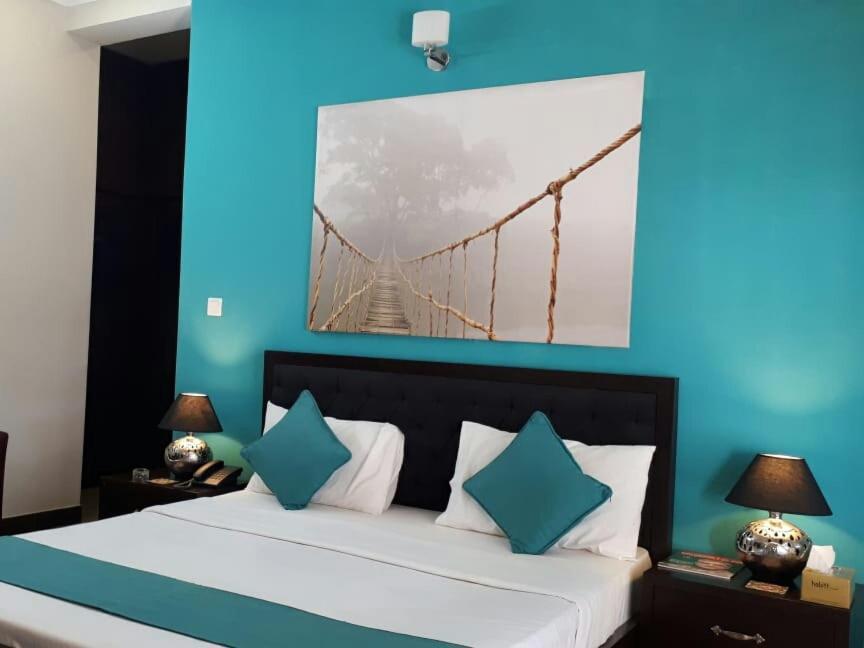 Le Grand Residence Islamabad Esterno foto